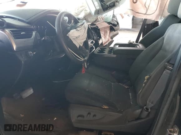 ✅ 2019 Chevrolet Tahoe Commercial • VIN: 1GNLCDEC6KR195803 • Лот: 90745985. Опубликован ранее на Copart с пробегом Не указан. Бесплатный доступ к архиву аукционных продаж из США и подробный отчёт об истории автомобиля на DreamBid. Изображение 7.