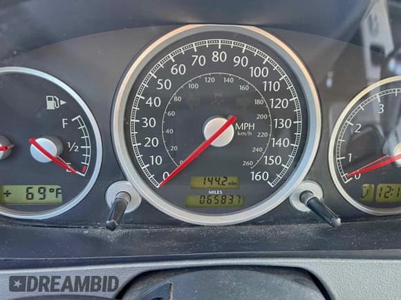 ✅ 2005 Chrysler Crossfire Limited • VIN: 1C3AN65L25X040644 • Lot: 96235665. Listed on Copart with 65,837 mi. Free auction sales archive from the USA and detailed vehicle history report at DreamBid. Image 8.