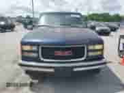 ✅ 1999 GMC Sierra 1500 • VIN: 1GTEC19MXXR505798 • Lot: 55609605. Listed on Copart with 135,309 mi. Free auction sales archive from the USA and detailed vehicle history report at DreamBid. Image 5.