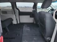 ✅ 2008 Dodge Grand Caravan SE • VIN: 2D8HN44H88R641928 • Lot: 93752005. Listed on Copart with 210,079 mi. Free auction sales archive from the USA and detailed vehicle history report at DreamBid. Image 11.