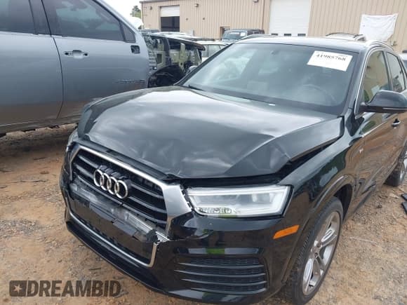 ✅ 2017 Audi Q3 Prestige • VIN: WA1GCCFS5HR015837 • Lot: 41985768. Listed on IAAI with 69,300 mi. Free auction sales archive from the USA and detailed vehicle history report at DreamBid. Image 6.