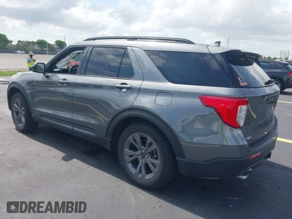 ✅ 2022 Ford Explorer XLT • VIN: 1FMSK7DH2NGC46747 • Lot: 42379774. Listed on IAAI with 34,626 mi. Free auction sales archive from the USA and detailed vehicle history report at DreamBid. Image 3.