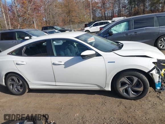 ✅ 2019 Honda Insight EX • VIN: 19XZE4F57KE029833 • Lot: 43605614. Listed on IAAI with 99,625 mi. Free auction sales archive from the USA and detailed vehicle history report at DreamBid. Image 14.