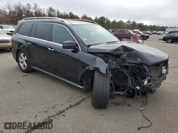 ✅ 2018 Mercedes-Benz GL 450 • VIN: 4JGDF6EE1JA995029 • Lot: 48334214. Listed on Copart with 211,189 mi. Free auction sales archive from the USA and detailed vehicle history report at DreamBid. Image 4.