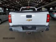 ✅ 2018 Chevrolet Silverado 2500HD LT • VIN: 1GC1KVEG4JF183404 • Lot: 66279315. Wystawiony na Copart z przebiegiem 311 816 mil. Bezpłatny archiwum sprzedaży aukcyjnych z USA i szczegółowy raport historii pojazdu na DreamBid. Zdjęcie 6.