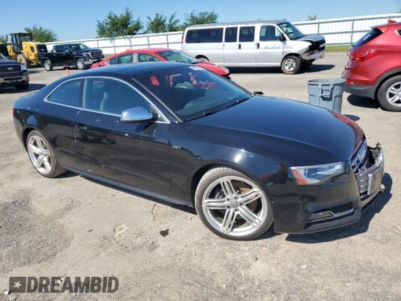 ✅ 2014 Audi S5 Premium Plus • VIN: WAUCGAFR9EA024638 • Lot: 81812725. Listed on Copart with 63,105 mi. Free auction sales archive from the USA and detailed vehicle history report at DreamBid. Image 4.