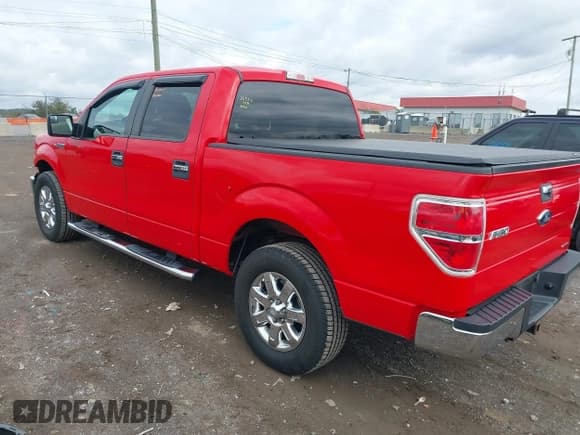 ✅ 2013 Ford F-150 XLT • VIN: 1FTFW1CFXDFC69270 • Лот: 43591346. Опубликован ранее на IAAI с пробегом 111 567 миль. Бесплатный доступ к архиву аукционных продаж из США и подробный отчёт об истории автомобиля на DreamBid. Изображение 3.