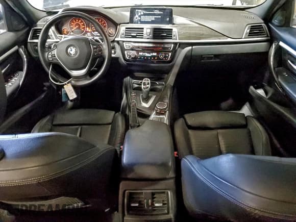 ✅ 2016 BMW 3 Series 328i • VIN: WBA8E9G51GNT84102 • Lot: 96172835. Wystawiony na Copart z przebiegiem 122 615 mil. Bezpłatny archiwum sprzedaży aukcyjnych z USA i szczegółowy raport historii pojazdu na DreamBid. Zdjęcie 8.