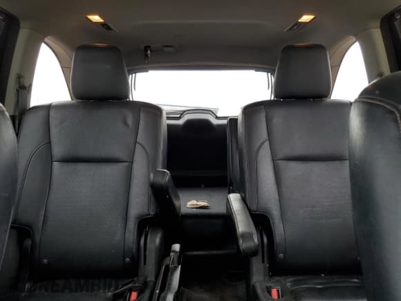 ✅ 2014 Toyota Highlander Limited • VIN: 5TDDCRFH6ES006044 • Лот: 61948895. Опубликован ранее на Copart с пробегом 153 555 миль. Бесплатный доступ к архиву аукционных продаж из США и подробный отчёт об истории автомобиля на DreamBid. Изображение 10.