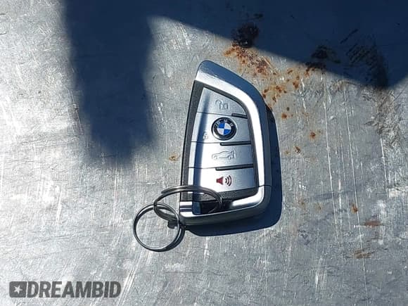 ✅ 2016 BMW 5 Series 528i • VIN: WBA5A5C57GG351431 • Lot: 43154218. Listed on IAAI with 92,182 mi. Free auction sales archive from the USA and detailed vehicle history report at DreamBid. Image 11.