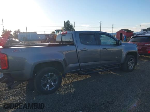 ✅ 2018 Chevrolet Colorado 4WD Z71 • VIN: 1GCPTDE15J1157047 • Лот: 41601486. Опубликован ранее на IAAI с пробегом 66 745 миль. Бесплатный доступ к архиву аукционных продаж из США и подробный отчёт об истории автомобиля на DreamBid. Изображение 13.