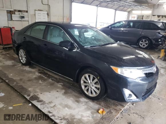 ✅ 2013 Toyota Camry XLE • VIN: 4T1BK1FKXDU020641 • Лот: 90072515. Опубликован ранее на Copart с пробегом 86 827 миль. Бесплатный доступ к архиву аукционных продаж из США и подробный отчёт об истории автомобиля на DreamBid. Изображение 4.