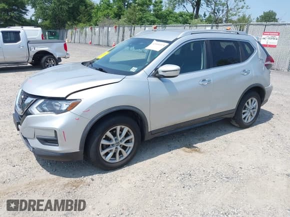 ✅ 2020 Nissan Rogue S • VIN: KNMAT2MV3LP542007 • Лот: 42491373. Опубликован ранее на IAAI с пробегом 97 119 миль. Бесплатный доступ к архиву аукционных продаж из США и подробный отчёт об истории автомобиля на DreamBid. Изображение 2.