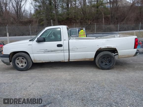 ✅ 2005 Chevrolet Silverado 1500 Work Truck • VIN: 1GCEC14XX5Z340818 • Лот: 41729984. Опубликован ранее на IAAI с пробегом 191 704 миль. Бесплатный доступ к архиву аукционных продаж из США и подробный отчёт об истории автомобиля на DreamBid. Изображение 14.