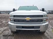 ✅ 2017 Chevrolet Silverado 2500HD Work Truck • VIN: 1GC1KUEG5HF222795 • Lot: 41717477. Wystawiony na IAAI z przebiegiem 223 784 mil. Bezpłatny archiwum sprzedaży aukcyjnych z USA i szczegółowy raport historii pojazdu na DreamBid. Zdjęcie 13.