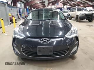 ✅ 2012 Hyundai Veloster w/Gray Int • VIN: KMHTC6AD8CU050131 • Lot: 86982044. Wystawiony na Copart z przebiegiem 118 010 mil. Bezpłatny archiwum sprzedaży aukcyjnych z USA i szczegółowy raport historii pojazdu na DreamBid. Zdjęcie 5.