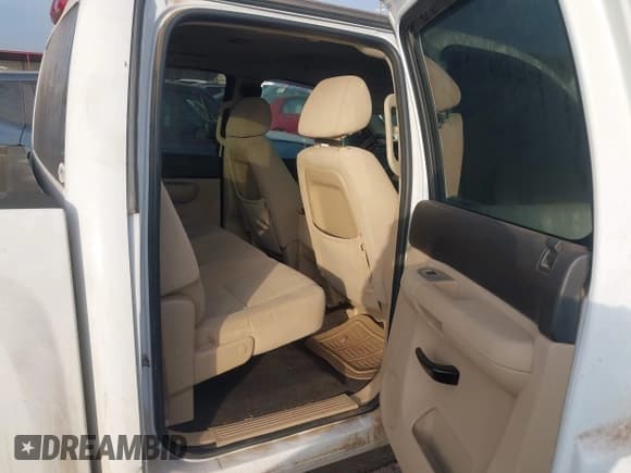 ✅ 2007 Chevrolet Silverado 1500 1LT • VIN: 2GCEK13M571573155 • Lot: 43406231. Listed on IAAI with Not provided. Free auction sales archive from the USA and detailed vehicle history report at DreamBid. Image 8.