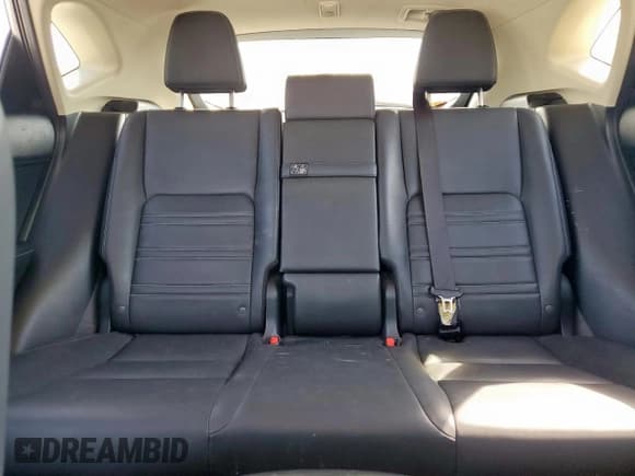 ✅ 2015 Lexus NX 200t • VIN: JTJYARBZ3F2013626 • Lot: 84423615. Wystawiony na Copart z przebiegiem 151 675 mil. Bezpłatny archiwum sprzedaży aukcyjnych z USA i szczegółowy raport historii pojazdu na DreamBid. Zdjęcie 10.