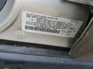 ✅ 2002 Toyota RAV4 • VIN: JT3GS10V820002449 • Лот: 70914444. Опубликован ранее на Copart с пробегом 75 248 миль. Бесплатный доступ к архиву аукционных продаж из США и подробный отчёт об истории автомобиля на DreamBid. Изображение 12.