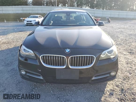 ✅ 2016 BMW 5 Series 528i xDrive • VIN: WBA5A7C54GG144426 • Lot: 92541595. Listed on Copart with 111,793 mi. Free auction sales archive from the USA and detailed vehicle history report at DreamBid. Image 5.