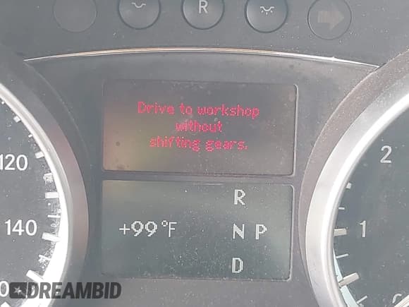 ✅ 2010 Mercedes-Benz GL 550 • VIN: 4JGBF8GE4AA561817 • Lot: 42996619. Listed on IAAI with 211,743 mi. Free auction sales archive from the USA and detailed vehicle history report at DreamBid. Image 13.