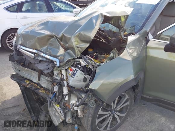 ✅ 2019 Subaru Forester Limited • VIN: JF2SKAUC3KH479887 • Лот: 43587592. Опубликован ранее на IAAI с пробегом 135 743 миль. Бесплатный доступ к архиву аукционных продаж из США и подробный отчёт об истории автомобиля на DreamBid. Изображение 6.