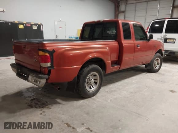 ✅ 1998 Ford Ranger XL • VIN: 1FTYR14U3WPA86996 • Lot: 43888392. Listed on IAAI with 240,100 mi. Free auction sales archive from the USA and detailed vehicle history report at DreamBid. Image 4.