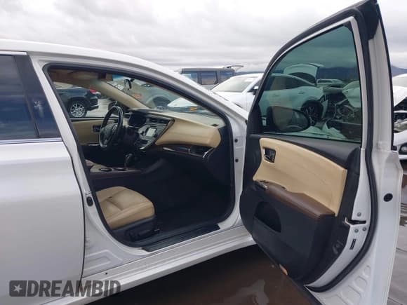 ✅ 2015 Toyota Avalon XLE Touring • VIN: 4T1BK1EB1FU165099 • Lot: 43734705. Wystawiony na IAAI z przebiegiem 166 101 mil. Bezpłatny archiwum sprzedaży aukcyjnych z USA i szczegółowy raport historii pojazdu na DreamBid. Zdjęcie 5.