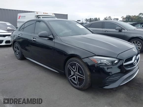 ✅ 2024 Mercedes-Benz C 300 • VIN: W1KAF4HB2RR190933 • Лот: 43398611. Опубликован ранее на IAAI с пробегом 2 745 миль. Бесплатный доступ к архиву аукционных продаж из США и подробный отчёт об истории автомобиля на DreamBid. Изображение 1.