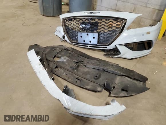 ✅ 2019 Genesis G80 3.8L • VIN: KMTFN4JEXKU303992 • Lot: 80250705. Wystawiony na Copart z przebiegiem 53 956 mil. Bezpłatny archiwum sprzedaży aukcyjnych z USA i szczegółowy raport historii pojazdu na DreamBid. Zdjęcie 12.