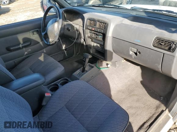 ✅ 1996 Nissan Frontier XE • VIN: 1N6SD16S5TC341552 • Lot: 87294354. Listed on Copart with 37,734 mi. Free auction sales archive from the USA and detailed vehicle history report at DreamBid. Image 8.