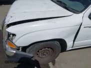 ✅ 1999 Toyota Tacoma • VIN: 4TAVL52NXXZ454003 • Lot: 42626976. Wystawiony na IAAI z przebiegiem 484 538 mil. Bezpłatny archiwum sprzedaży aukcyjnych z USA i szczegółowy raport historii pojazdu na DreamBid. Zdjęcie 13.