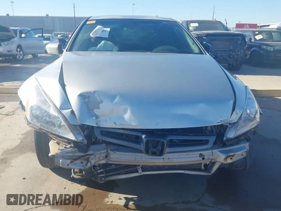 ✅ 2003 Honda Accord LX • VIN: 1HGCM66393A102094 • Lot: 41762701. Listed on IAAI with 171,002 mi. Free auction sales archive from the USA and detailed vehicle history report at DreamBid. Image 6.