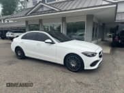 ✅ 2022 Mercedes-Benz C 300 • VIN: W1KAF4HB5NR016400 • Lot: 60353035. Listed on Copart with 81,656 mi. Free auction sales archive from the USA and detailed vehicle history report at DreamBid. Image 1.