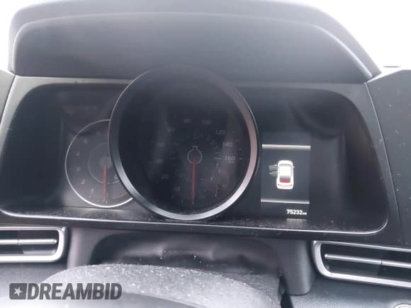 ✅ 2023 Hyundai Elantra SEL • VIN: 5NPLM4AGXPH090971 • Lot: 41464044. Listed on IAAI with 75,232 mi. Free auction sales archive from the USA and detailed vehicle history report at DreamBid. Image 7.