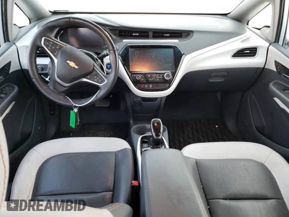 2017 Chevrolet Bolt EV Premier z VIN 1G1FX6S0XH4163760, wystawiony jako Copart lot #79976583 z przebiegiem 45 210 mil mil oraz . Historia ofert i sprzedaży dostępna na DreamBid. Obrazek 8.