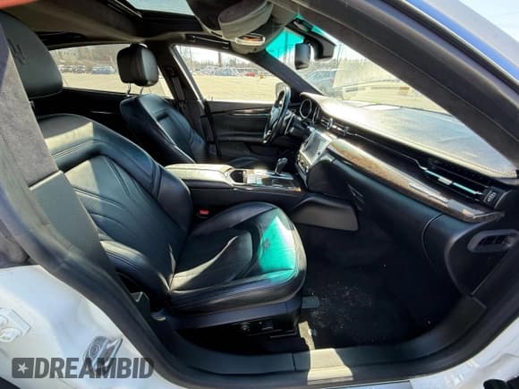 ✅ 2014 Maserati Quattroporte S Q4 • VIN: ZAM56RRA5E1106512 • Lot: 47830925. Wystawiony na Copart z przebiegiem 83 310 mil. Bezpłatny archiwum sprzedaży aukcyjnych z USA i szczegółowy raport historii pojazdu na DreamBid. Zdjęcie 5.