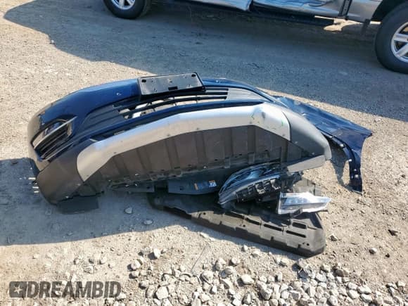 ✅ 2018 Lincoln MKC Reserve • VIN: 5LMCJ3C98JUL23432 • Лот: 70756595. Опубликован ранее на Copart с пробегом 36 365 миль. Бесплатный доступ к архиву аукционных продаж из США и подробный отчёт об истории автомобиля на DreamBid. Изображение 12.