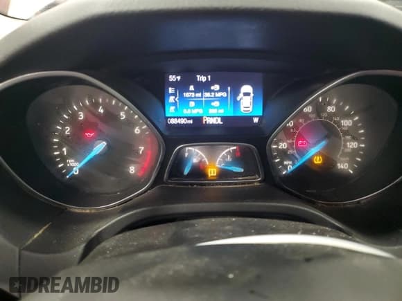 ✅ 2015 Ford Focus SE • VIN: 1FADP3K26FL366779 • Lot: 90737565. Wystawiony na Copart z przebiegiem 88 490 mil. Bezpłatny archiwum sprzedaży aukcyjnych z USA i szczegółowy raport historii pojazdu na DreamBid. Zdjęcie 9.