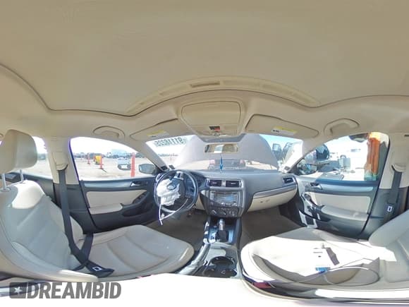 ✅ 2014 Volkswagen Jetta TDI • VIN: 3VWLL7AJ0EM410190 • Лот: 91118225. Опубликован ранее на Copart с пробегом 88 881 миль. Бесплатный доступ к архиву аукционных продаж из США и подробный отчёт об истории автомобиля на DreamBid. Изображение 14.