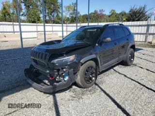 ✅ 2019 Jeep Cherokee Trailhawk • VIN: 1C4PJMBX1KD311803 • Lot: 84910865. Listed on Copart with Not provided. Free auction sales archive from the USA and detailed vehicle history report at DreamBid. Image 1.