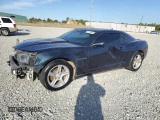 ✅ 2013 Chevrolet Camaro LS • VIN: 2G1FE1E33D9125938 • Лот: 91416635. Опубликован ранее на Copart с пробегом 141 224 миль. Бесплатный доступ к архиву аукционных продаж из США и подробный отчёт об истории автомобиля на DreamBid. Изображение 1.