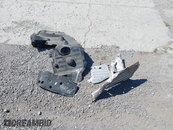 ✅ 2021 Acura TLX Technology • VIN: 19UUB6F45MA007875 • Лот: 43121668. Опубликован ранее на IAAI с пробегом 52 682 миль. Бесплатный доступ к архиву аукционных продаж из США и подробный отчёт об истории автомобиля на DreamBid. Изображение 12.