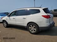 ✅ 2010 Chevrolet Traverse 2LT • VIN: 1GNLVGED5AJ254423 • Lot: 69952424. Wystawiony na Copart z przebiegiem 165 292 mil. Bezpłatny archiwum sprzedaży aukcyjnych z USA i szczegółowy raport historii pojazdu na DreamBid. Zdjęcie 2.