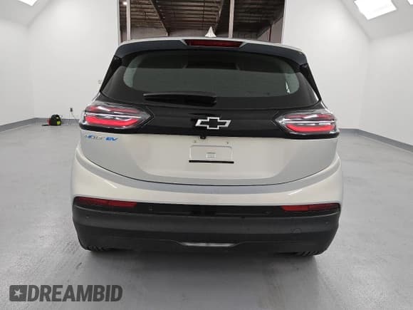 ✅ 2023 Chevrolet Bolt EV 1LT • VIN: 1G1FW6S05P4196814 • Lot: 74000304. Wystawiony na Copart z przebiegiem 26 293 mil. Bezpłatny archiwum sprzedaży aukcyjnych z USA i szczegółowy raport historii pojazdu na DreamBid. Zdjęcie 6.