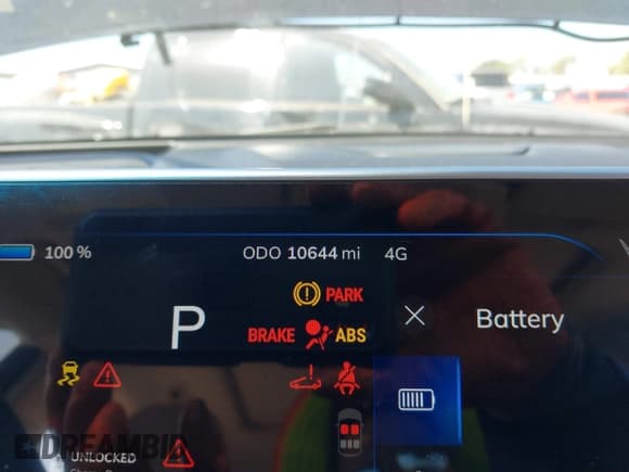 ✅ 2024 VinFast VF 8 Plus • VIN: RLLV1AFA2RH004810 • Лот: 43069020. Опубликован ранее на IAAI с пробегом 10 644 миль. Бесплатный доступ к архиву аукционных продаж из США и подробный отчёт об истории автомобиля на DreamBid. Изображение 7.