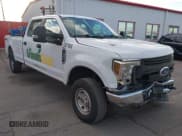 ✅ 2019 Ford F-350 Platinum • VIN: 1FT7W3B60KEC08112 • Lot: 43103566. Listed on IAAI with 77,679 mi. Free auction sales archive from the USA and detailed vehicle history report at DreamBid. Image 1.