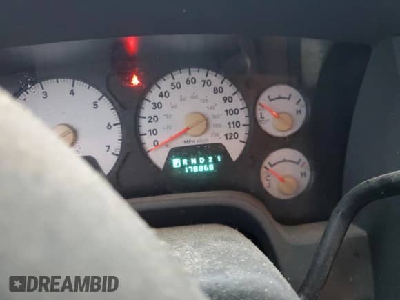 2006 Dodge 1500 SLT z VIN 1D7HA18296J101851, wystawiony jako Copart lot #73174324 z przebiegiem 178 868 mil mil oraz Czysty tytuł • Clean title. Historia ofert i sprzedaży dostępna na DreamBid. Obrazek 9.