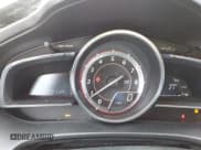 ✅ 2014 Mazda 3 S Touring • VIN: JM1BM1V36E1111496 • Лот: 42427752. Опубликован ранее на IAAI с пробегом 132 211 миль. Бесплатный доступ к архиву аукционных продаж из США и подробный отчёт об истории автомобиля на DreamBid. Изображение 7.