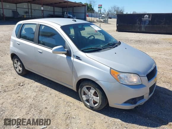 ✅ 2009 Chevrolet Aveo 1LT • VIN: KL1TD66E19B651119 • Lot: 41648261. Wystawiony na IAAI z przebiegiem 132 456 mil. Bezpłatny archiwum sprzedaży aukcyjnych z USA i szczegółowy raport historii pojazdu na DreamBid. Zdjęcie 1.